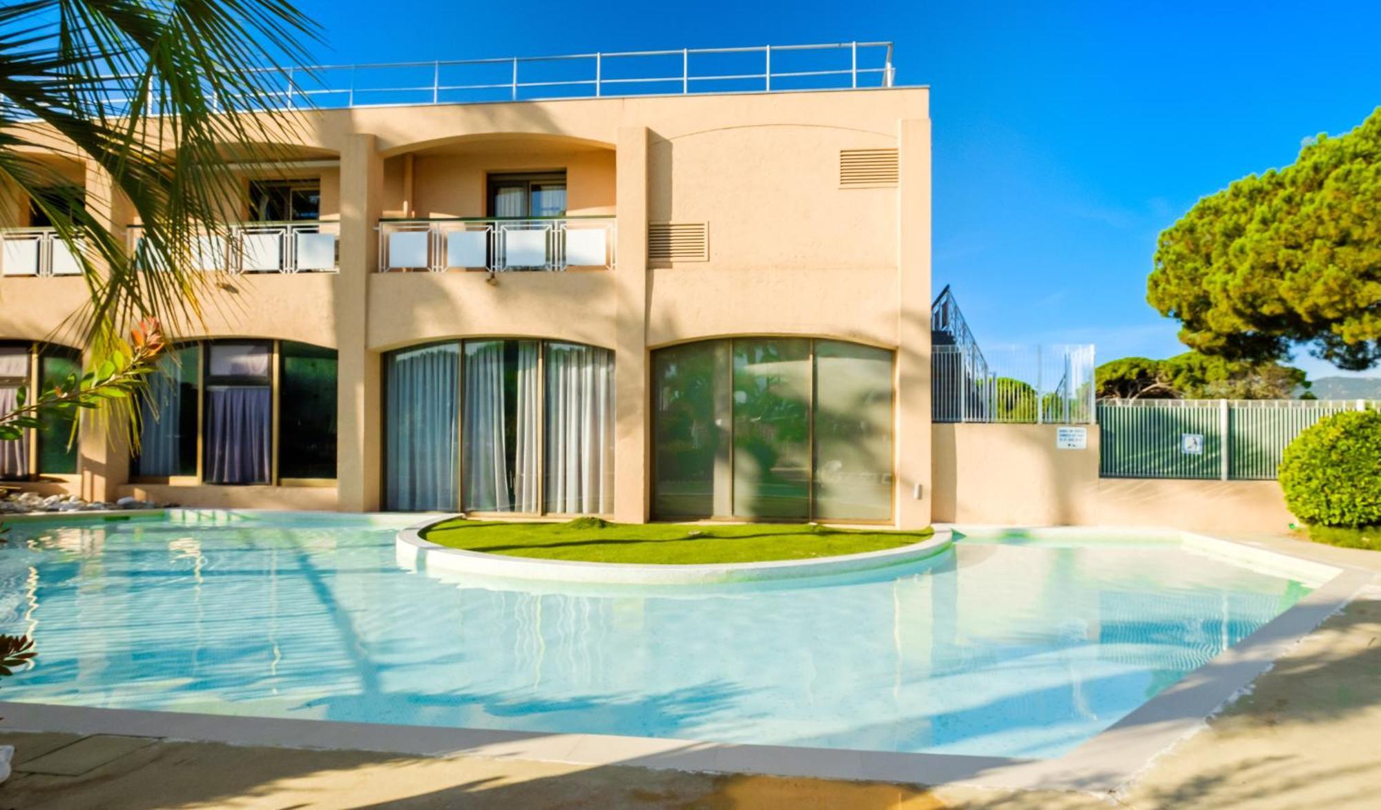 Residence Pierre & Vacances Les Rives De Cannes Mandelieu Ngoại thất bức ảnh