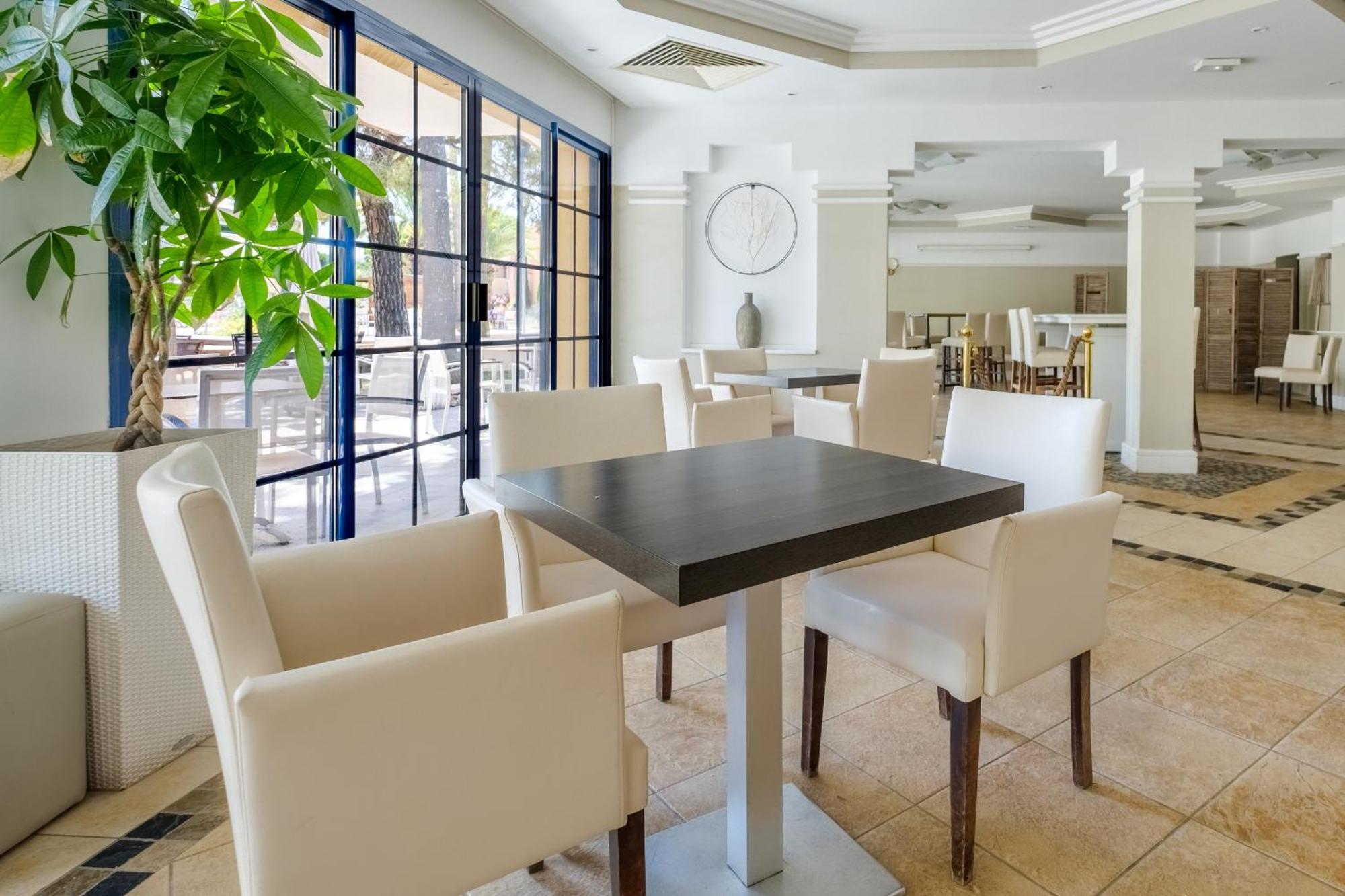 Residence Pierre & Vacances Les Rives De Cannes Mandelieu Ngoại thất bức ảnh
